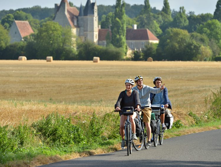 Cyclists on the Véloscénie