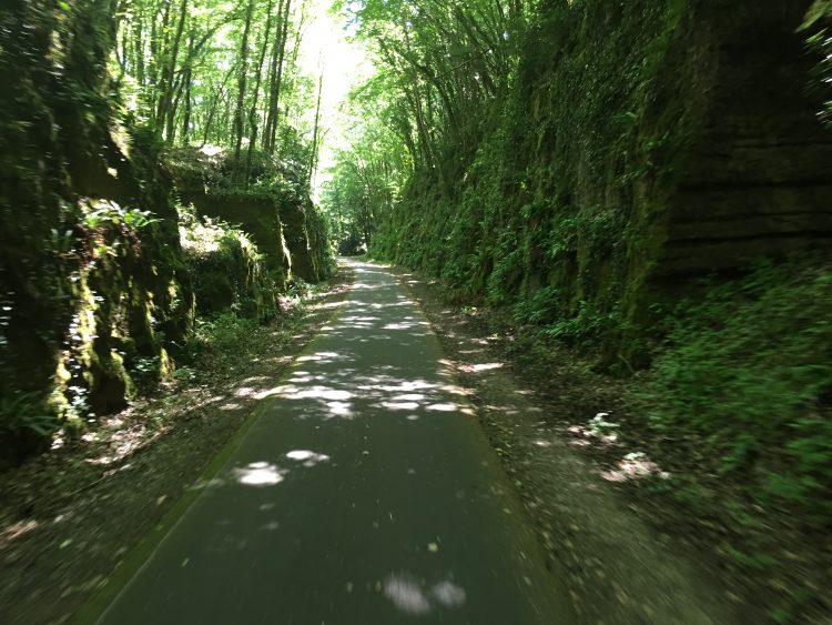 Cycle path in Sarlat